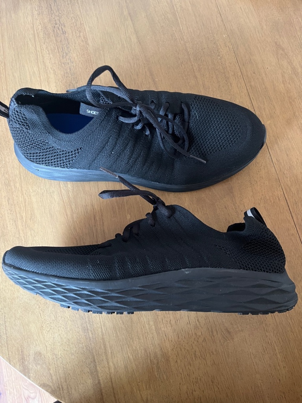 Shoes For Crews Men's Everlight sneaker, non slip, 12 wide, NWOT